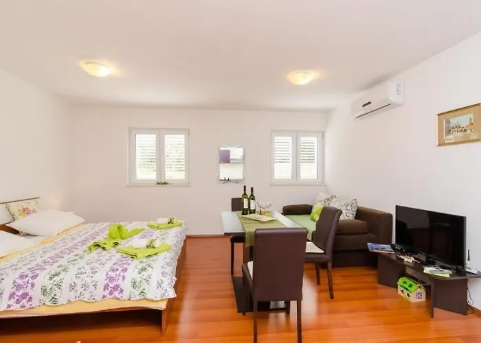 Apartmán With A Parking Space - 22654 Dubrovník