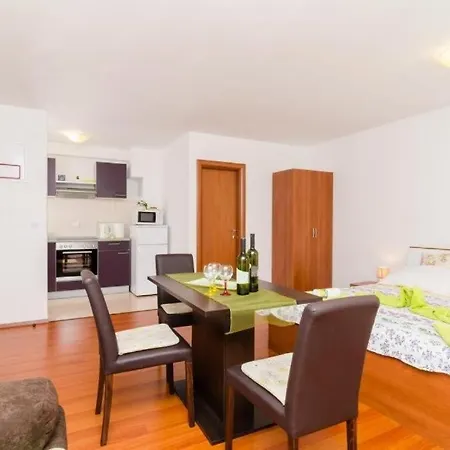 With A Parking Space - 22654 Apartman Dubrovnik