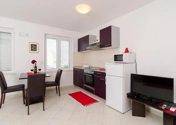 Apartman With A Parking Space - 22654 *